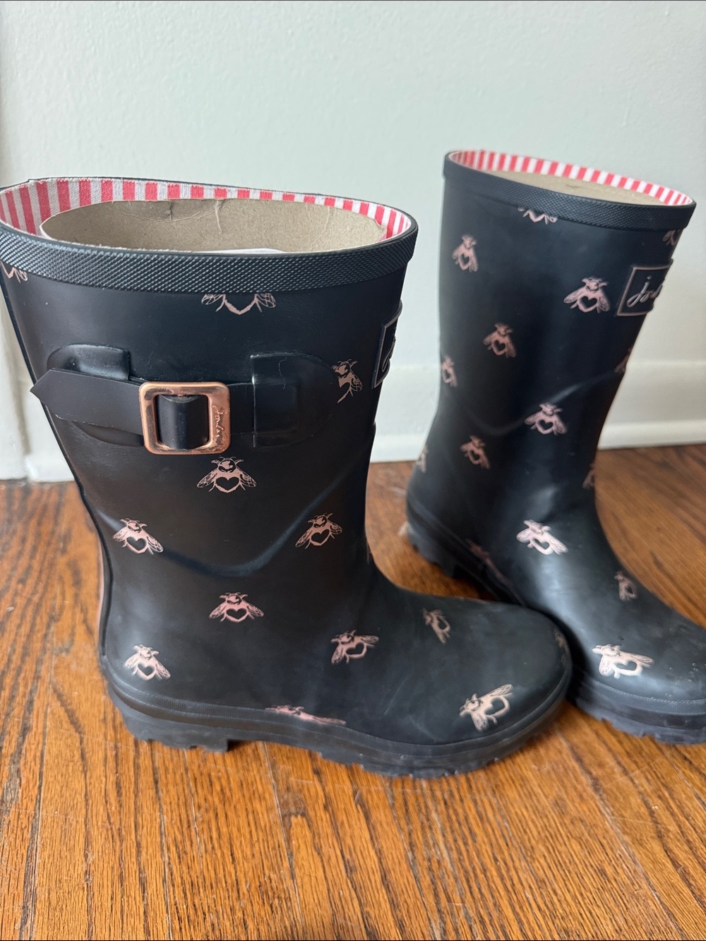 Joules Molly Welly Black Love Bees Knee-High Rubber Rain Boot Size 8 - Picture 3 of 7